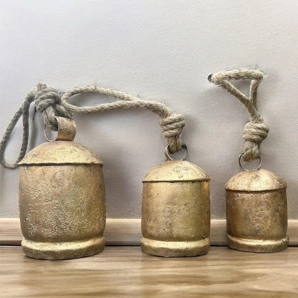 Rustic Cow Bells On Rope - Picture 3 of 6